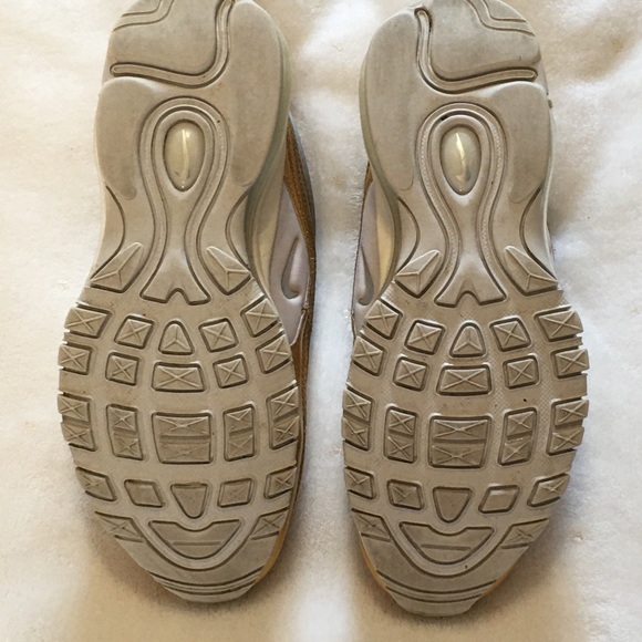 Nike Air Max 97 'Vast Grey & Metallic Gold & Metallic Silver' - Picture 8 of 10